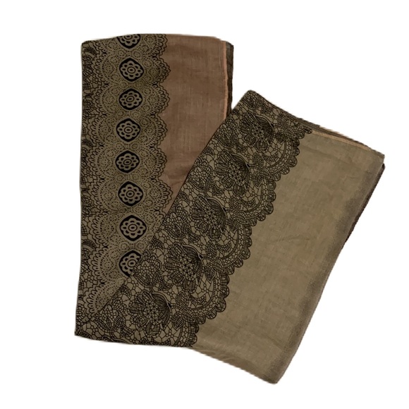 Over Sized Scarf - Picture 2 of 9